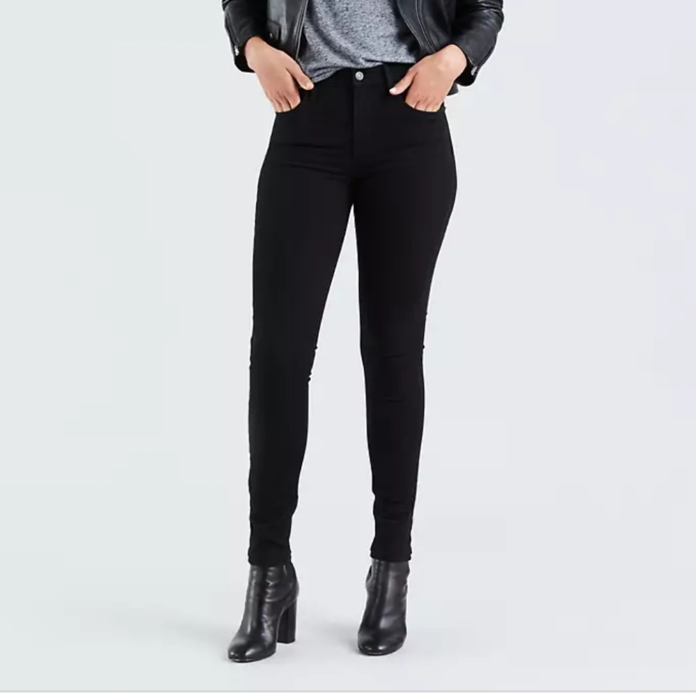 Levi's Black 721 High Rise Skinny jeans - waist 26, inseam 30